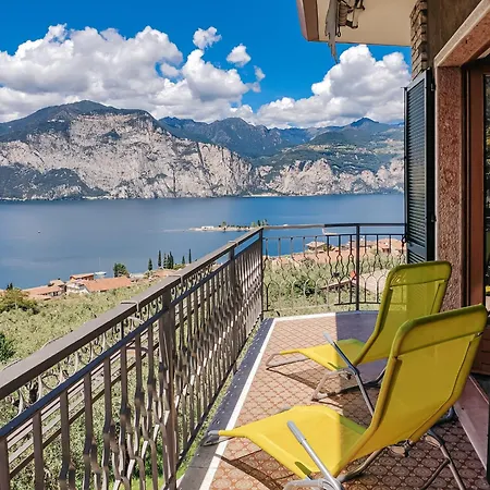 Nadya By Gardadoma Ferienhaus Brenzone sul Garda
